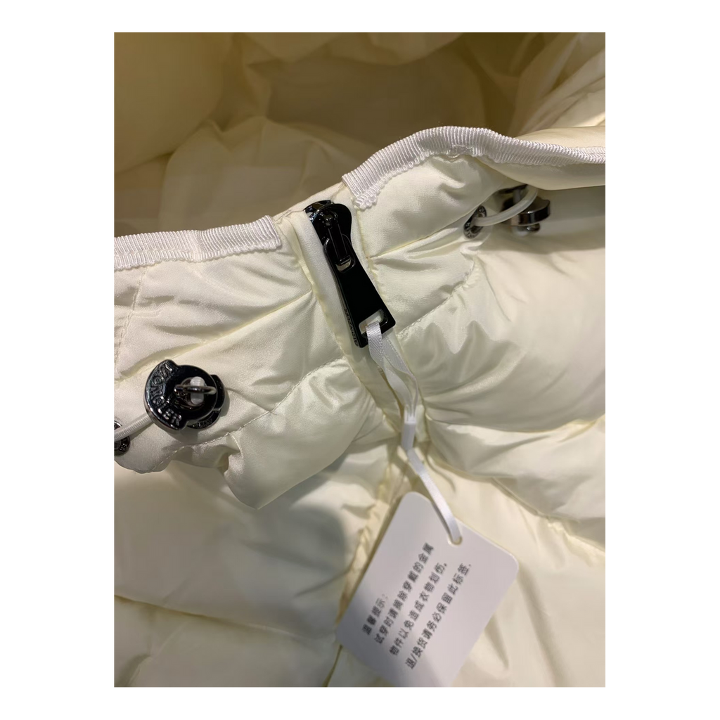 Moncler Drawstring-Hood Fitted Down Jacket