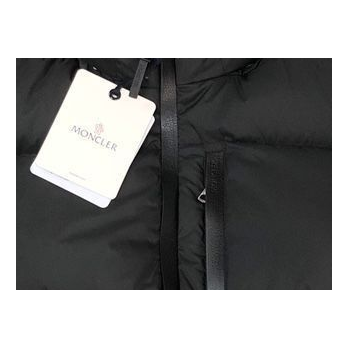 Moncler Tonal-Patch Wide-Quilt Hooded Down Jacket